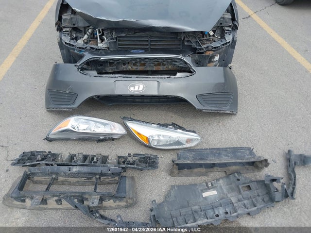 1FADP3K22HL297043 Ford FOCUS SE
