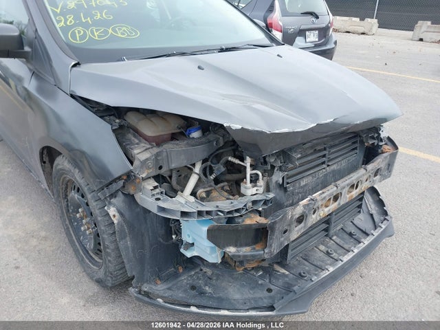 1FADP3K22HL297043 Ford FOCUS SE