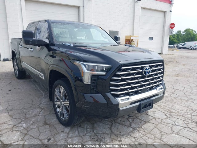 Продаж на аукціоні авто 2023 Toyota Tundra Crewmax Capstone, vin: 5TFVC5DB3PX023523, номер лоту: 12606850