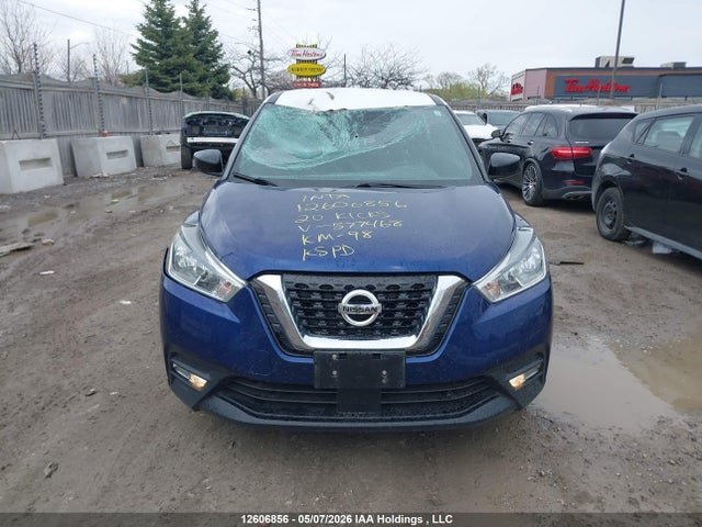 12606856 :رقم المزاد ، 3N1CP5CV7LL577468 vin ، 2020 Nissan Kicks مزاد بيع