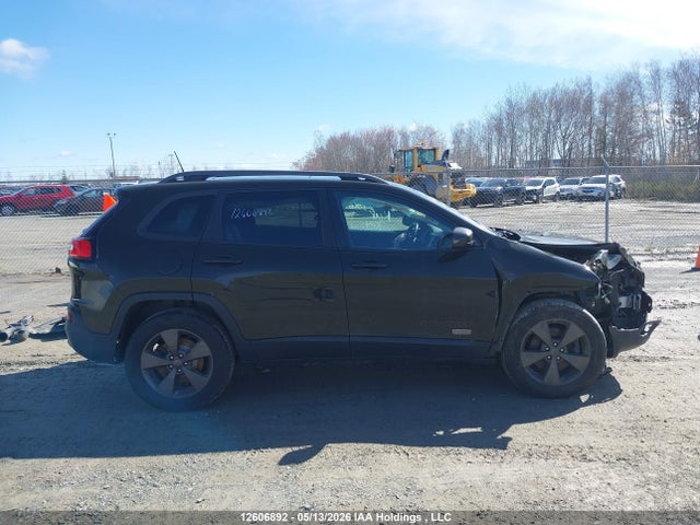 1C4PJMCS5GW290310 Jeep Cherokee Latitude