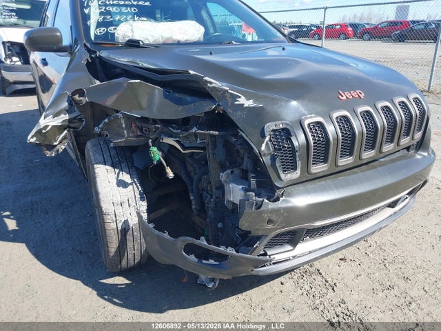 1C4PJMCS5GW290310 Jeep Cherokee Latitude