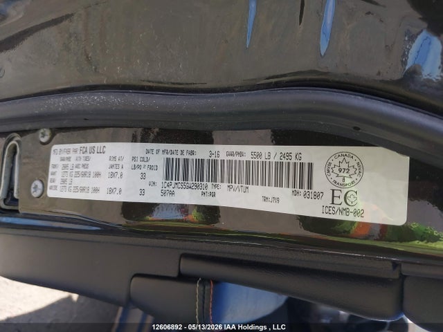 1C4PJMCS5GW290310 Jeep Cherokee Latitude
