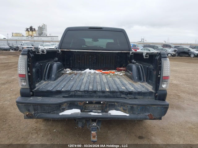 12574180 :رقم المزاد ، 2GTEK63N561324259 vin ، 2006 Gmc Sierra 1500 Denali مزاد بيع