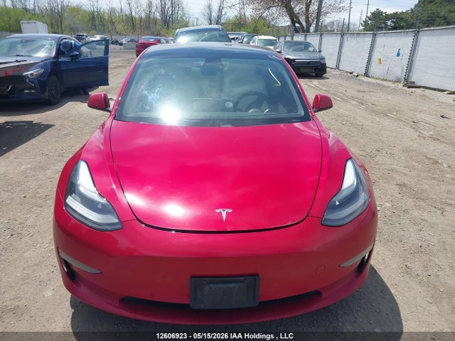 12606923 :رقم المزاد ، 5YJ3E1EA2MF918961 vin ، 2021 Tesla Model 3 مزاد بيع