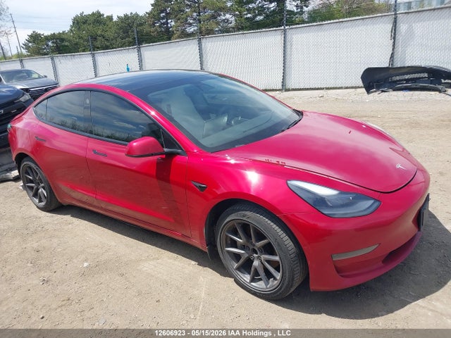 12606923 :رقم المزاد ، 5YJ3E1EA2MF918961 vin ، 2021 Tesla Model 3 مزاد بيع