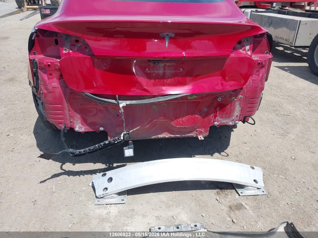 12606923 :رقم المزاد ، 5YJ3E1EA2MF918961 vin ، 2021 Tesla Model 3 مزاد بيع