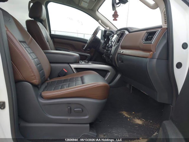 Продажа на аукционе авто 2016 Nissan Titan Xd Platinum Reserve/pro-4x/s/sl/sv, vin: 1N6BA1F41GN511409, номер лота: 12606944