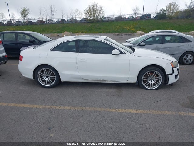 2012 Audi A5 Premium Plus მანქანა იყიდება აუქციონზე, vin: WAULFBFR9CA013564, აუქციონის ნომერი: 12606947
