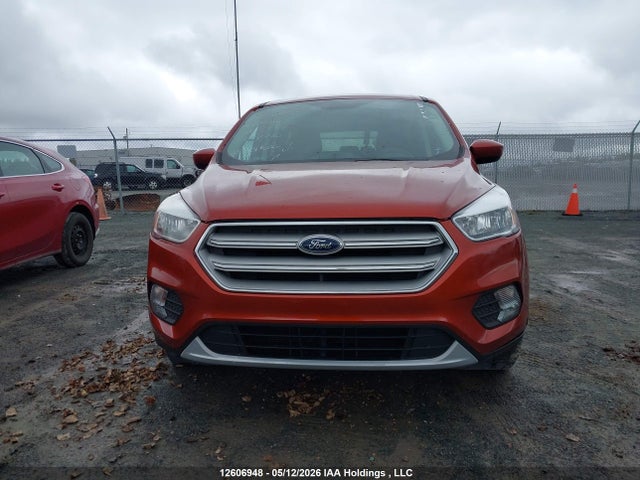 1FMCU9GD6KUA22008 Ford ESCAPE SE