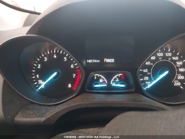 1FMCU9GD6KUA22008 Ford ESCAPE SE