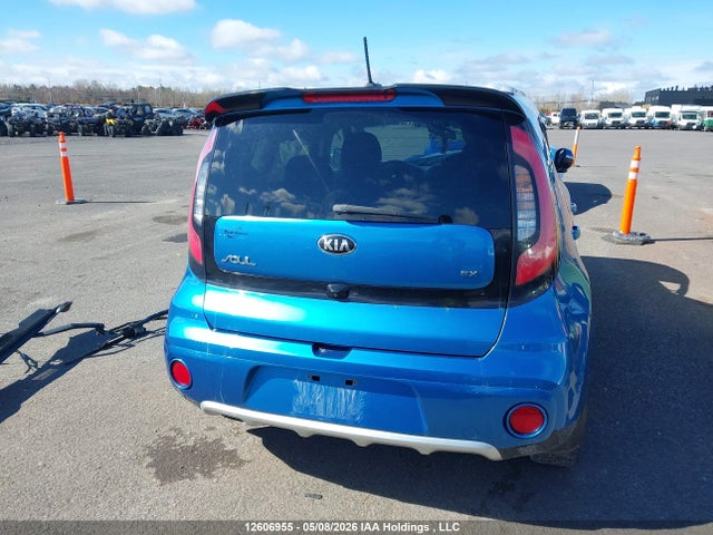 KIA SOUL + 2018 KNDJP3A58J7522850 Image 16