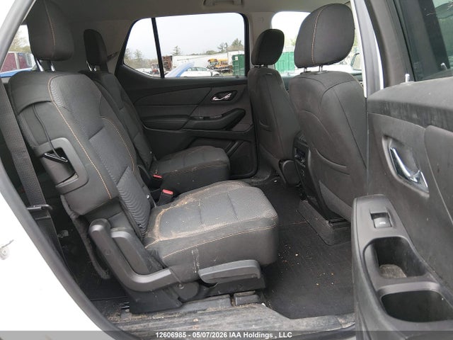 1GNEVGKW7JJ270881 Chevrolet Traverse Lt Cloth