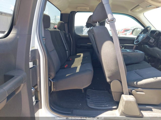 2011 Chevrolet Silverado 1500 მანქანა იყიდება აუქციონზე, vin: 1GCRCREA6BZ152531, აუქციონის ნომერი: 12606990