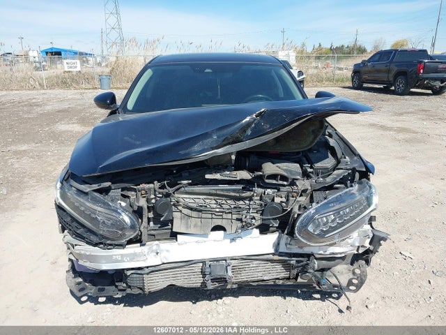1HGCV1F96KA800472 Honda Accord Touring