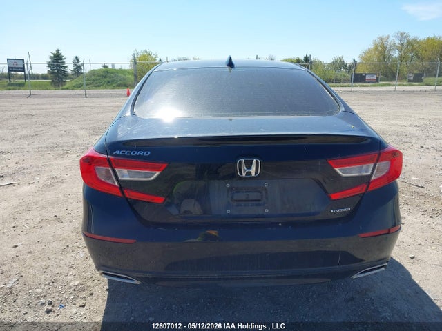 1HGCV1F96KA800472 Honda Accord Touring