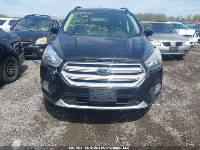Продаж на аукціоні авто 2018 Ford Escape Se, vin: 1FMCU9GD8JUC95515, номер лоту: 12607039