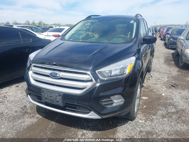 1FMCU9GD8JUC95515 Ford ESCAPE SE