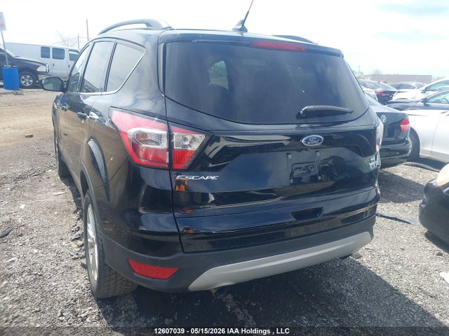 Продаж на аукціоні авто 2018 Ford Escape Se, vin: 1FMCU9GD8JUC95515, номер лоту: 12607039