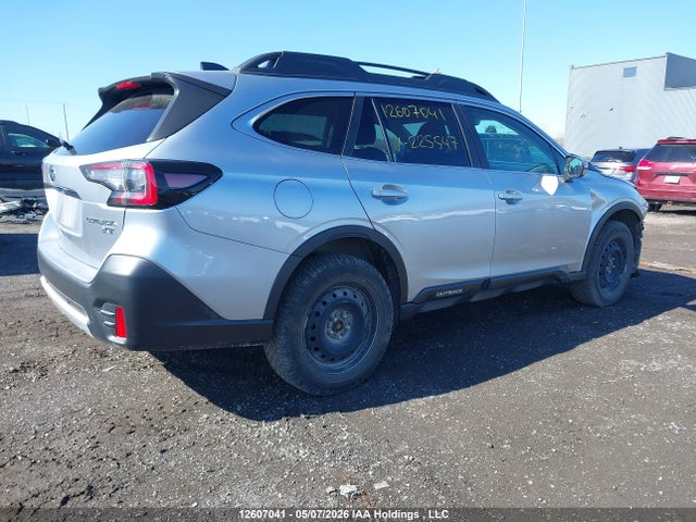 12607041 :رقم المزاد ، 4S4BTHND4M3225547 vin ، 2021 Subaru Outback Limited Xt مزاد بيع