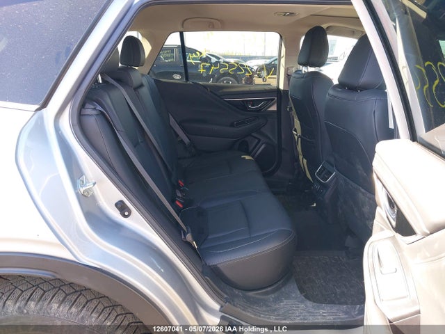 12607041 :رقم المزاد ، 4S4BTHND4M3225547 vin ، 2021 Subaru Outback Limited Xt مزاد بيع