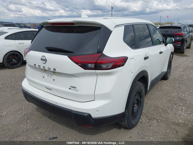 JN8BT3AB1RW442320 Nissan ROGUE S