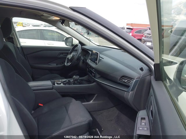JN8BT3AB1RW442320 Nissan ROGUE S