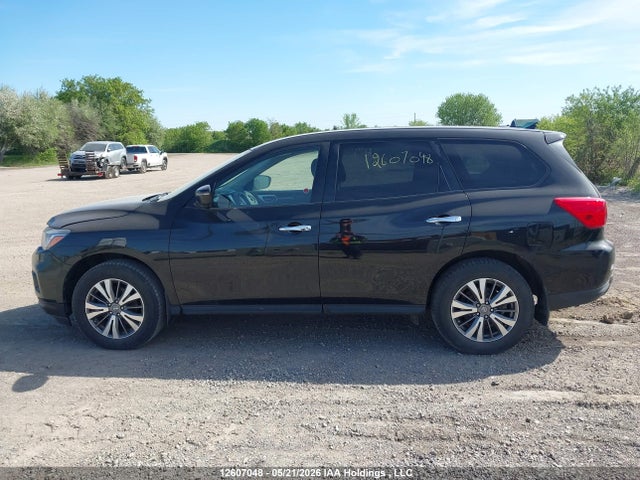 12607048 :رقم المزاد ، 5N1DR2MNXJC608922 vin ، 2018 Nissan Pathfinder S/sv/sl/platinum مزاد بيع
