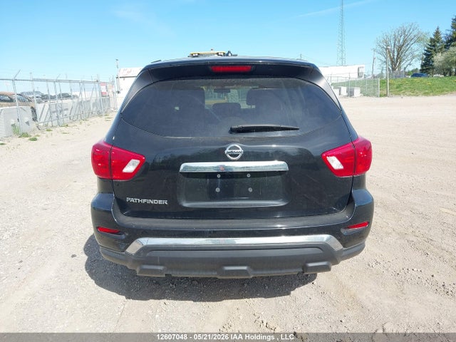 12607048 :رقم المزاد ، 5N1DR2MNXJC608922 vin ، 2018 Nissan Pathfinder S/sv/sl/platinum مزاد بيع