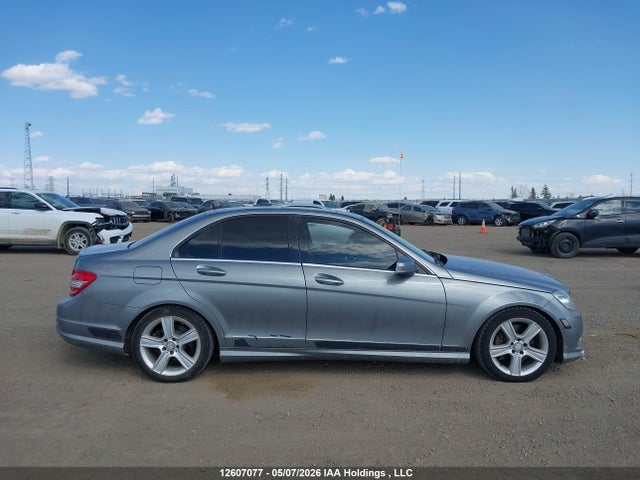 2011 Mercedes-benz C 300 4matic მანქანა იყიდება აუქციონზე, vin: WDDGF8BB7BF575938, აუქციონის ნომერი: 12607077