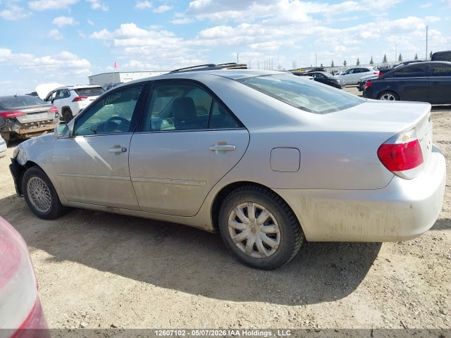 12607102 :رقم المزاد ، 4T1BE32K95U066374 vin ، 2005 Toyota Camry Le/se/std/xle مزاد بيع