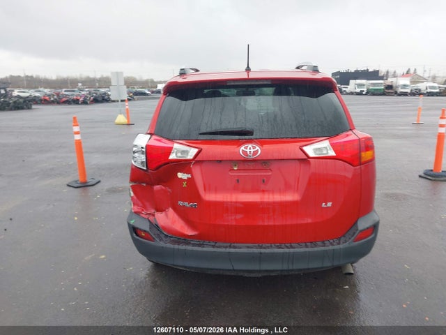2T3ZFREV7FW205950 Toyota RAV4 LE