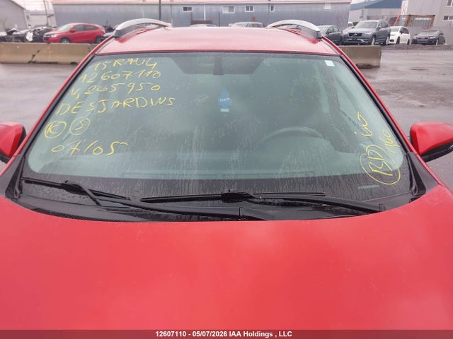 2T3ZFREV7FW205950 Toyota RAV4 LE
