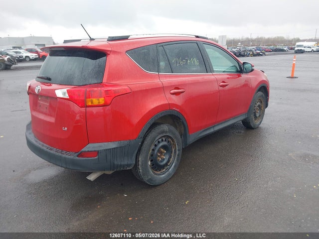 2T3ZFREV7FW205950 Toyota RAV4 LE