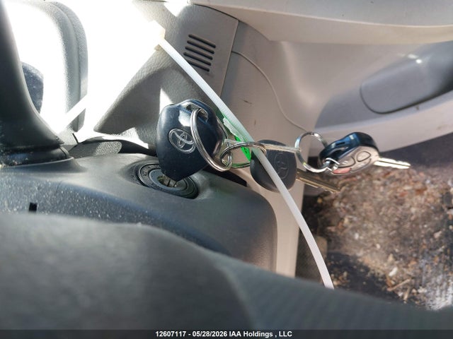 12607117 :رقم المزاد ، 2T1BU4EE2AC445226 vin ، 2010 Toyota Corolla Ce مزاد بيع