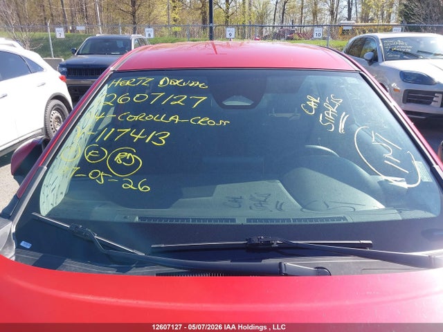 7MUCAABG2RV117413 Toyota Corolla Cross Le