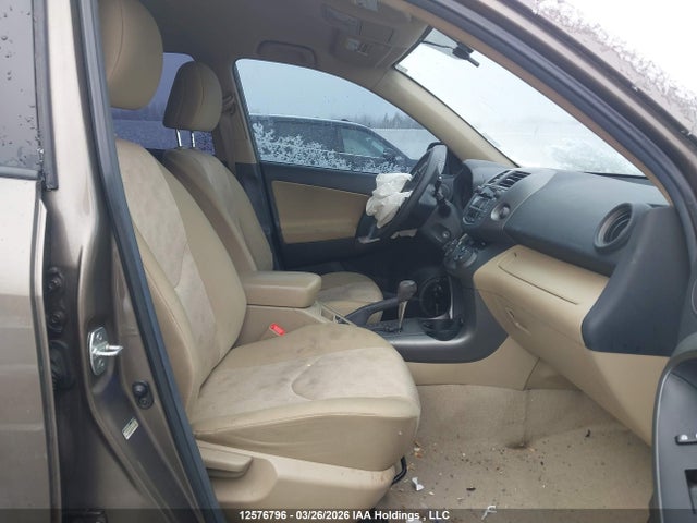 12576796 :رقم المزاد ، 2T3BF4DV9BW143029 vin ، 2011 Toyota Rav4 مزاد بيع