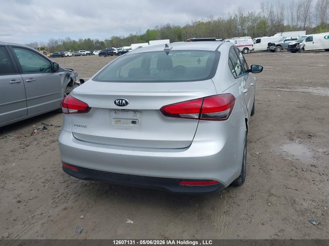 2018 Kia Forte Lx მანქანა იყიდება აუქციონზე, vin: 3KPFL4A75JE274016, აუქციონის ნომერი: 12607131