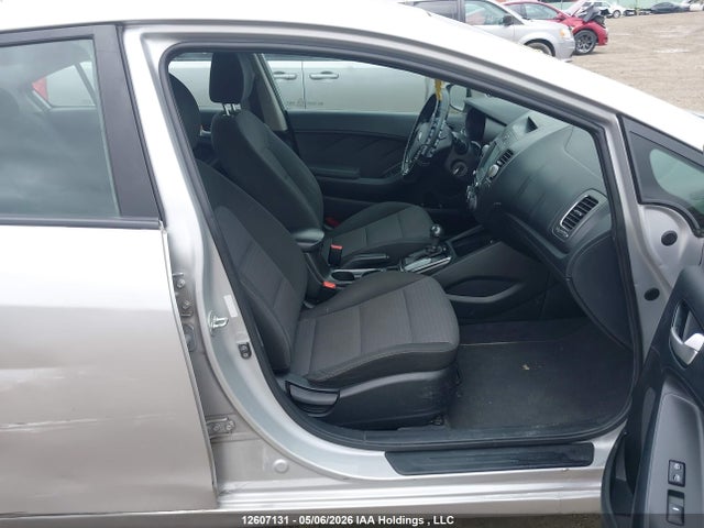 2018 Kia Forte Lx მანქანა იყიდება აუქციონზე, vin: 3KPFL4A75JE274016, აუქციონის ნომერი: 12607131
