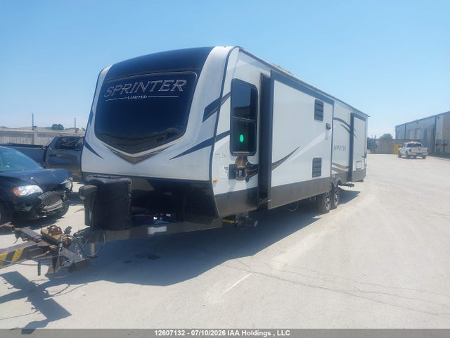 4YDTSTR23N1531401 Keystone keystone