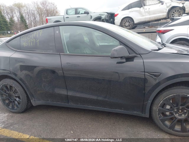 2022 Tesla Model Y მანქანა იყიდება აუქციონზე, vin: 7SAYGDEE2NF464994, აუქციონის ნომერი: 12607147