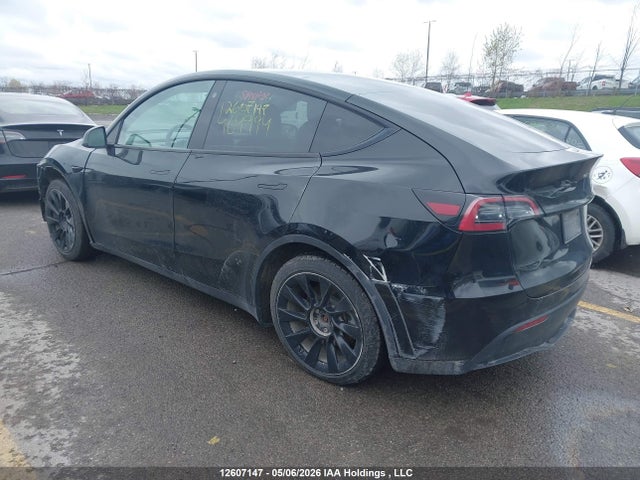 2022 Tesla Model Y მანქანა იყიდება აუქციონზე, vin: 7SAYGDEE2NF464994, აუქციონის ნომერი: 12607147
