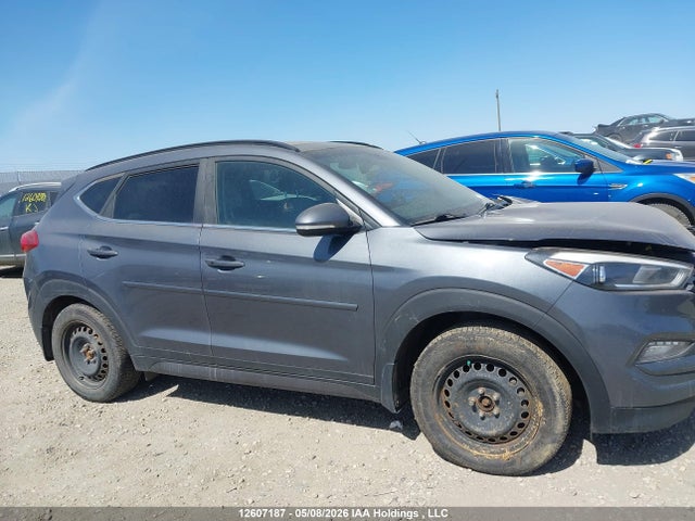 2016 Hyundai Tucson მანქანა იყიდება აუქციონზე, vin: KM8J3CA45GU165927, აუქციონის ნომერი: 12607187