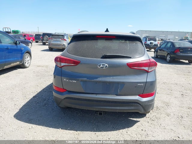 2016 Hyundai Tucson მანქანა იყიდება აუქციონზე, vin: KM8J3CA45GU165927, აუქციონის ნომერი: 12607187