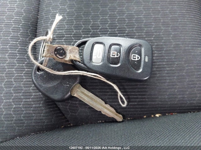 KMHD84LF7HU122131 Hyundai ELANTRA GL