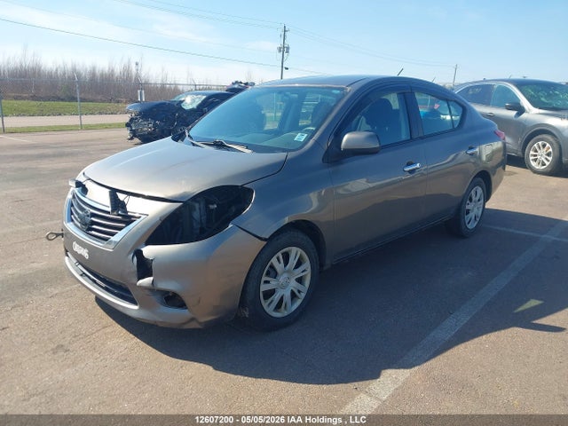 12607200 :رقم المزاد ، 3N1CN7AP2CL871589 vin ، 2012 Nissan Versa 1.6 Sv مزاد بيع