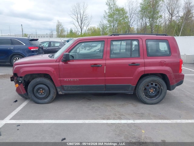 12607205 :رقم المزاد ، 1C4NJPAB2GD722004 vin ، 2016 Jeep Patriot Sport/north مزاد بيع