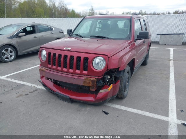12607205 :رقم المزاد ، 1C4NJPAB2GD722004 vin ، 2016 Jeep Patriot Sport/north مزاد بيع