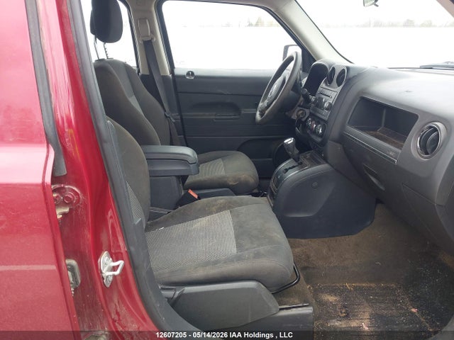 12607205 :رقم المزاد ، 1C4NJPAB2GD722004 vin ، 2016 Jeep Patriot Sport/north مزاد بيع