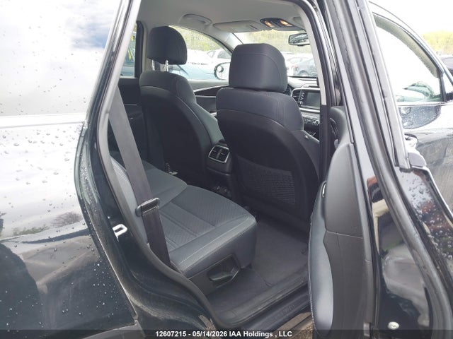 2017 Kia Sorento მანქანა იყიდება აუქციონზე, vin: 5XYPGDA19HG331514, აუქციონის ნომერი: 12607215